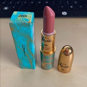 MAC Aladdin Lipstick Princess Incognito